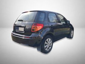 Suzuki SX4 - 2012