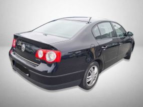 Volkswagen Passat - 2005