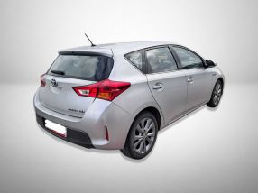 Toyota Auris - 2013