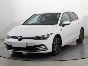 Volkswagen Golf - 2020