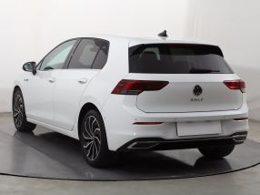 Volkswagen Golf - 2020