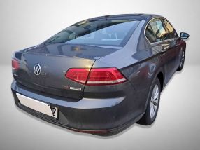 Volkswagen Passat - 2016