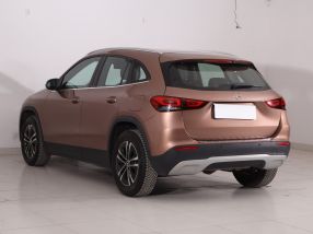 Mercedes-Benz GLA - 2023