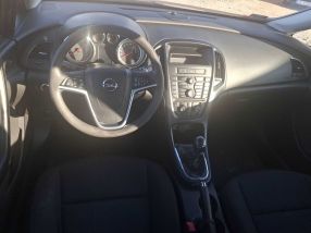Opel Astra - 2015