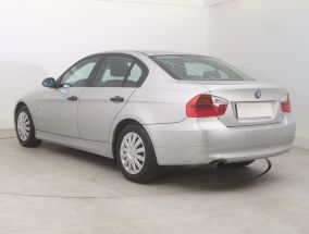 BMW 3 - 2005