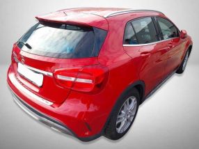 Mercedes-Benz GLA - 2015