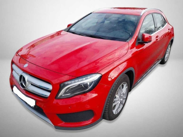 Mercedes-Benz GLA 2015