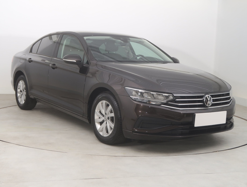 Volkswagen Passat, 2020