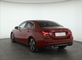 Mercedes-Benz A - 2021
