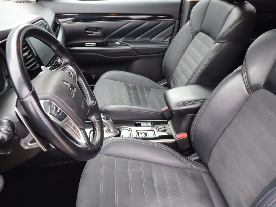 Mitsubishi Outlander 2.4 PHEV