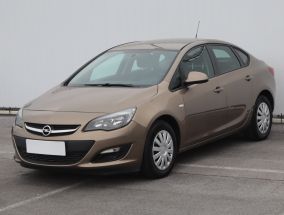 Opel Astra - 2014