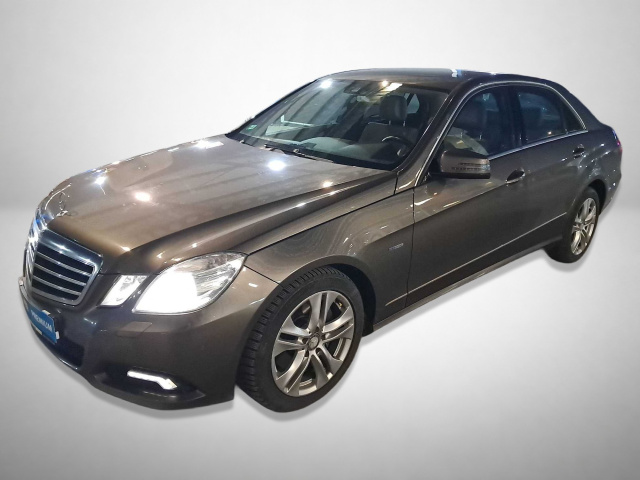 Mercedes-Benz E 2010