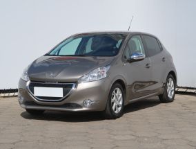 Peugeot 208 - 2014