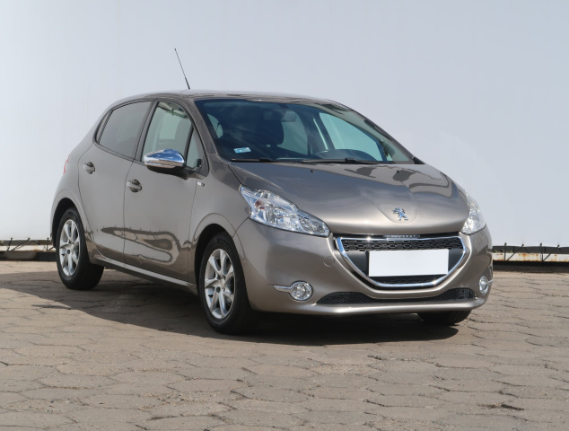 Peugeot 208 2014