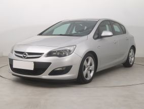 Opel Astra - 2013