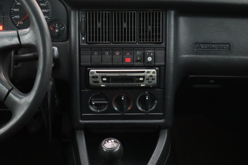 Audi 80