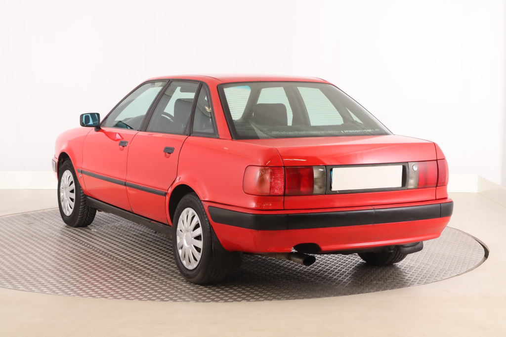 Audi 80