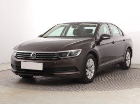 Volkswagen Passat - 2017