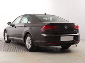 Volkswagen Passat - 2017