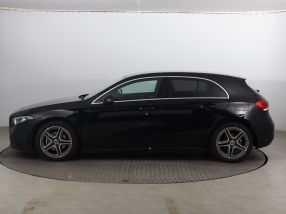 Mercedes-Benz A - 2022