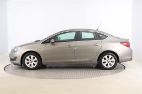 Opel Astra - 2016