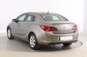 Opel Astra - 2016
