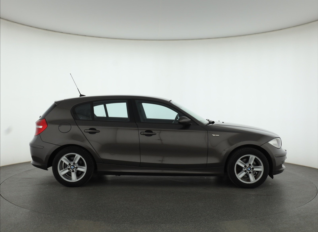 BMW 1