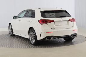 Mercedes-Benz A - 2022