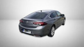 Opel Insignia - 2021