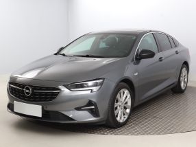 Opel Insignia - 2021