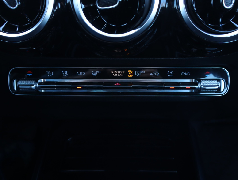 Mercedes-Benz B