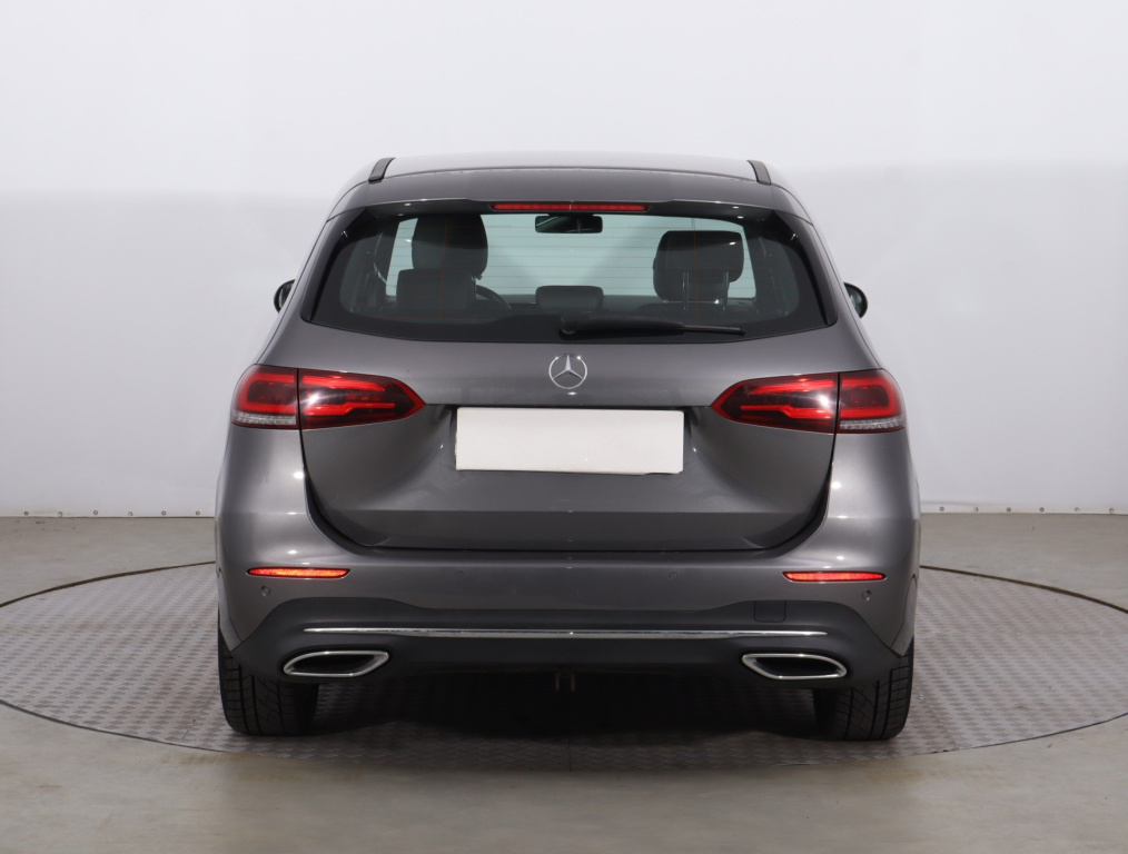 Mercedes-Benz B