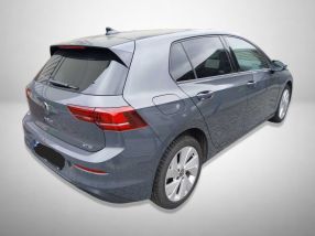 Volkswagen Golf - 2024