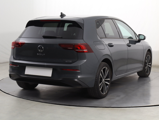 Volkswagen Golf 1.5 eTSI