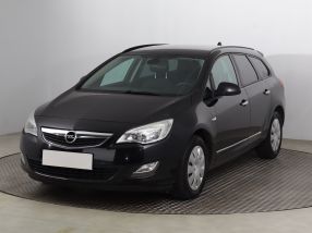 Opel Astra - 2011