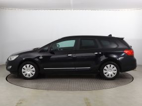 Opel Astra - 2011