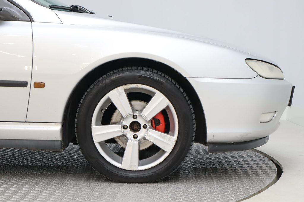 Peugeot 406