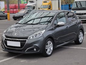 Peugeot 208 - 2016