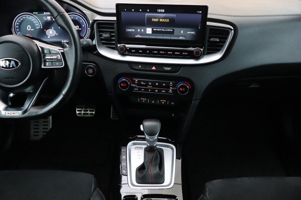 Kia ProCeed