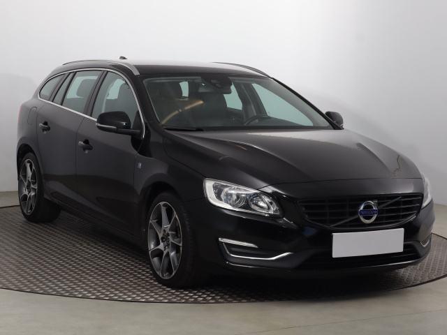 Volvo V60 2015