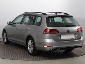 Volkswagen Golf - 2017