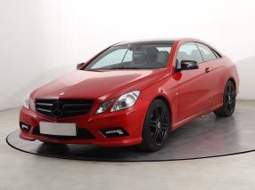 Mercedes-Benz E - 2011