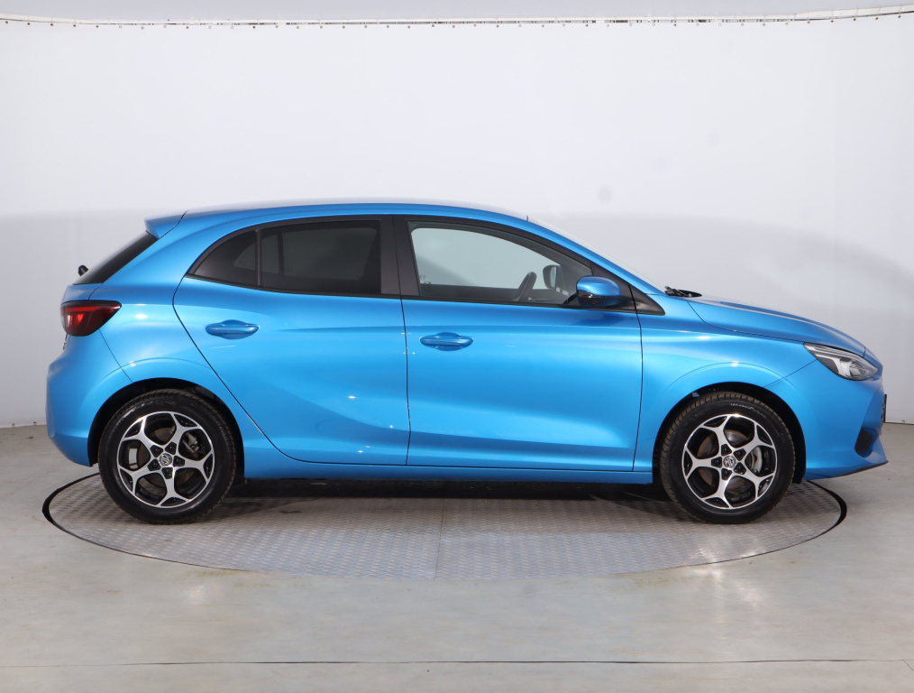 MG 3