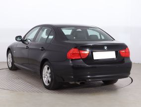 BMW 3 - 2010