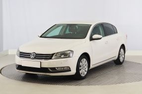 Volkswagen Passat - 2012