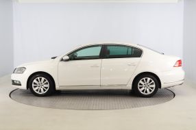 Volkswagen Passat - 2012
