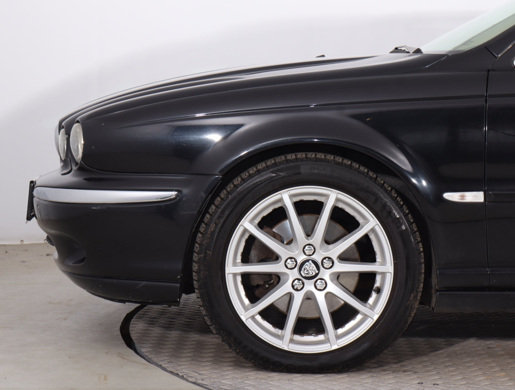 Jaguar X-Type