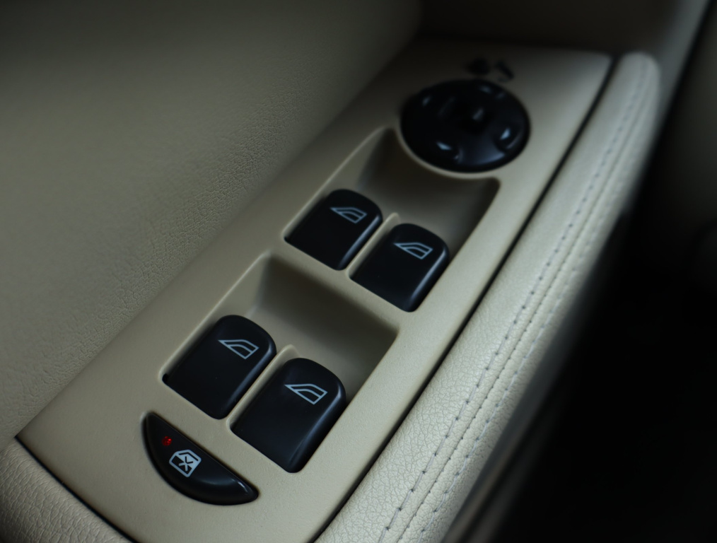 Jaguar X-Type