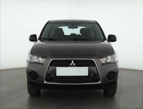 Mitsubishi Outlander - 2011