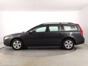 Volvo V70 - 2010